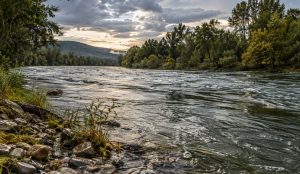 crue etiage niveau d'une riviere
